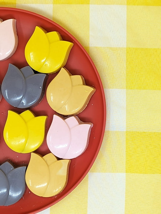 Spring single white chocolate covered sandwich cookies.