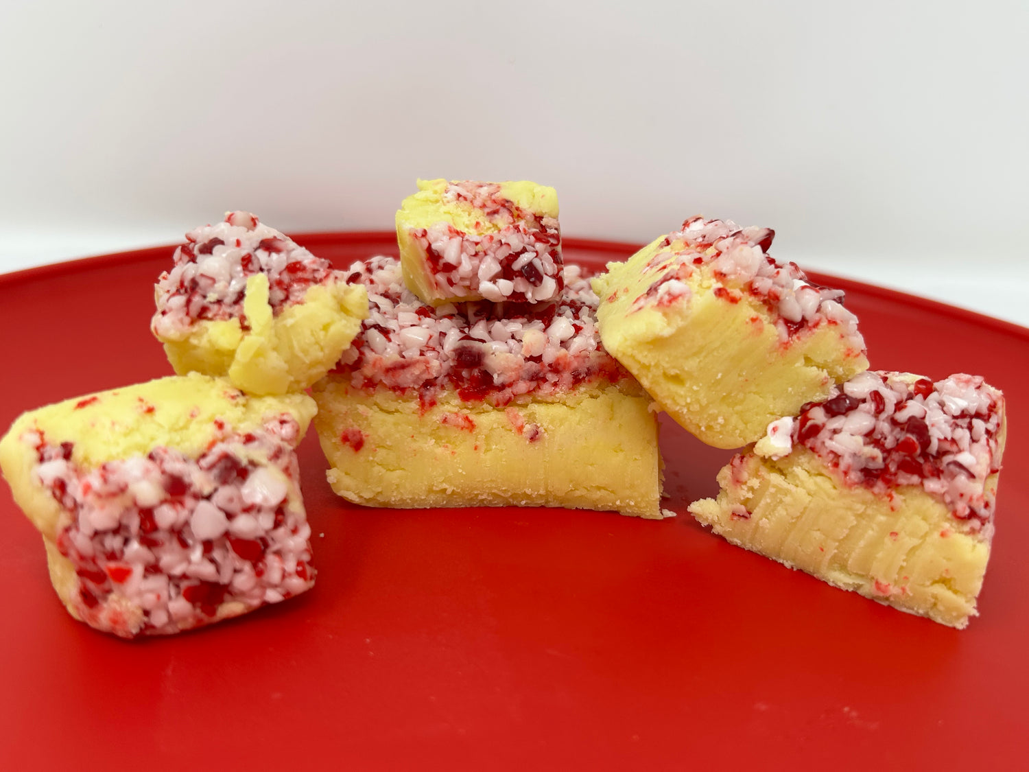 Lemon peppermint fudge on a red plate